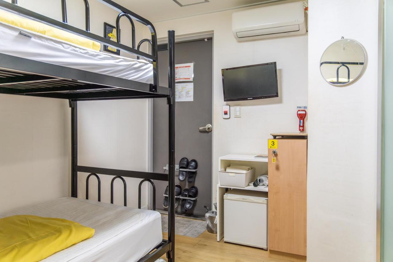 24 Guesthouse Dongdaemun Market Сеул Екстер'єр фото