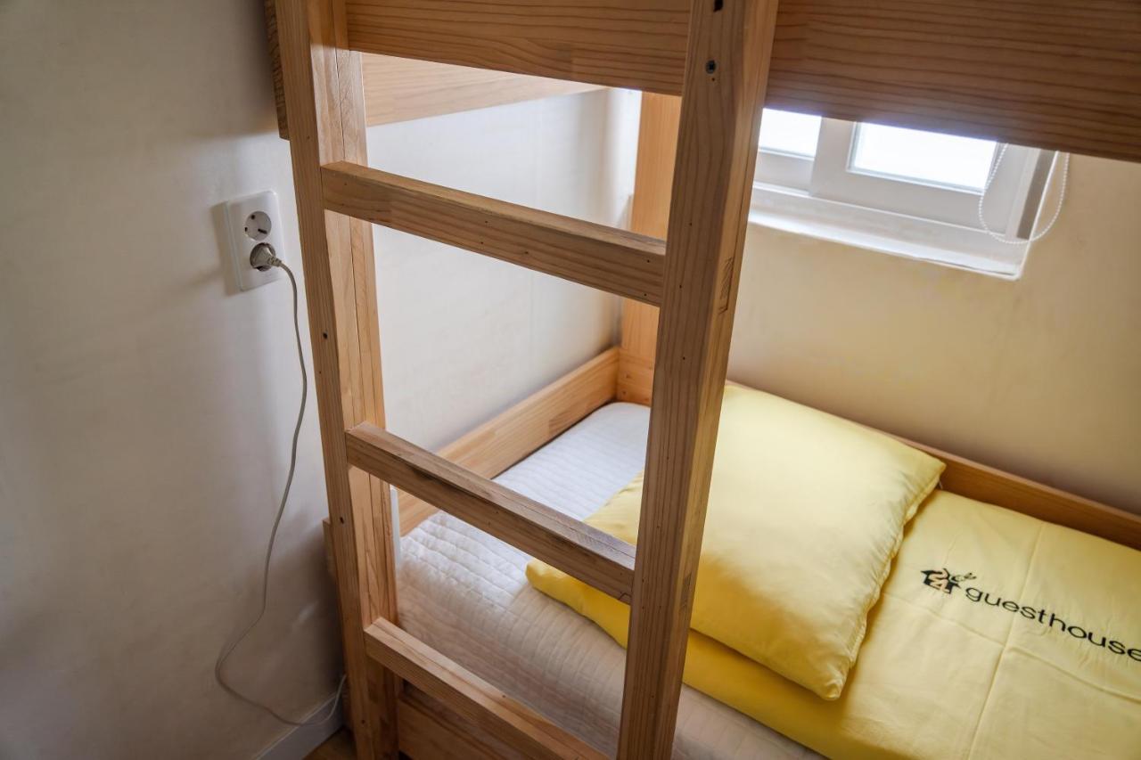24 Guesthouse Dongdaemun Market Сеул Екстер'єр фото